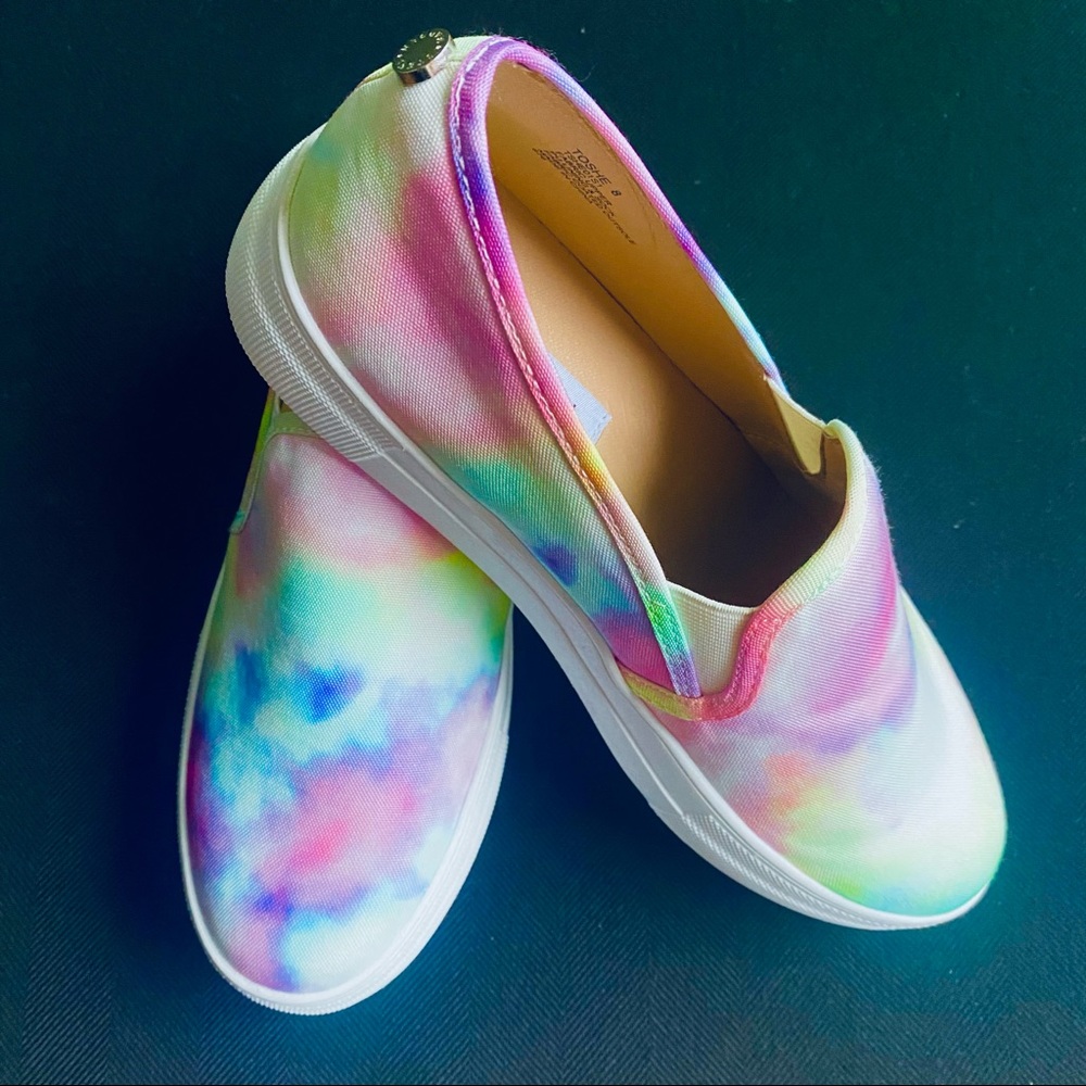 Steve Madden Toshe NWT rainbow tie-dye sneaker - Picture 14 of 16